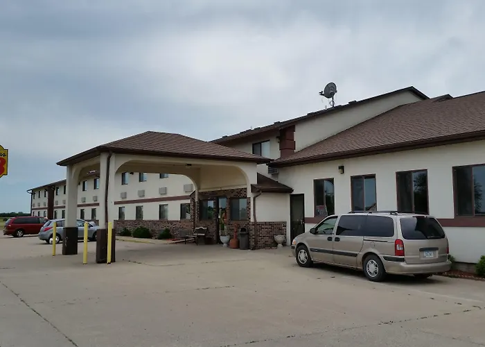 Western Inn & Suite Grinnell Iowa,