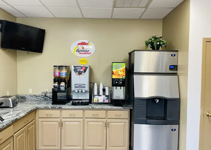 Super 8 By Wyndham Clear Lake