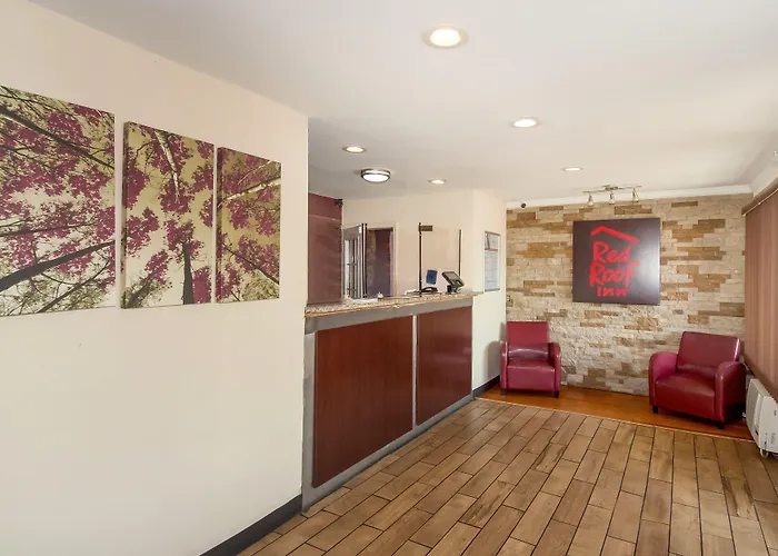 Red Roof Inn Santee
