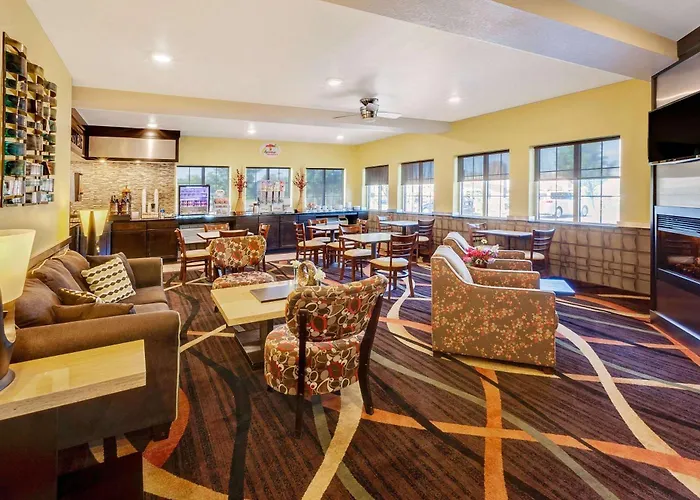 Super 8 By Wyndham Akron S/Green/Uniontown Oh
