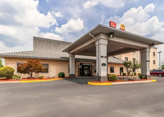 Econo Lodge Inn & Suites Middletown - Winchester South