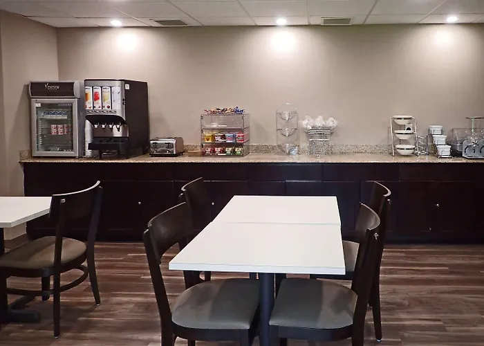 Chesapeake Inn And Suites Lexington Park Patuxent River Naval Air Station