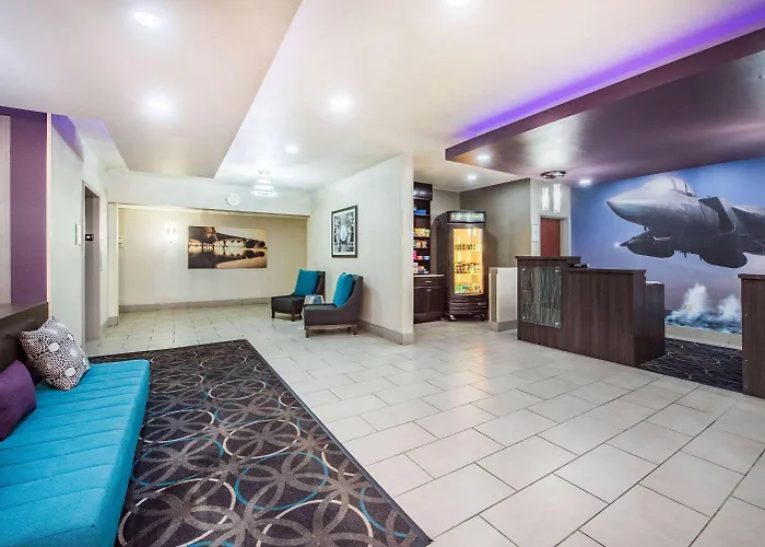 La Quinta Inn & Suites By Wyndham Fairborn Wright-Patterson