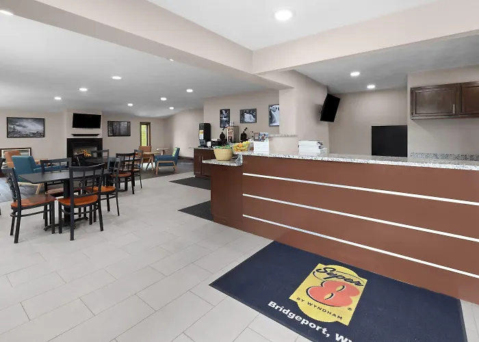 Super 8 By Wyndham Bridgeport/Clarksburg Area