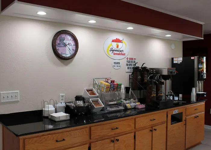 Super 8 By Wyndham Dothan