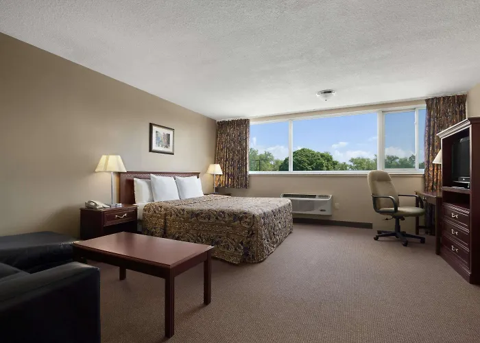 Travelodge By Wyndham Richmond Hill
