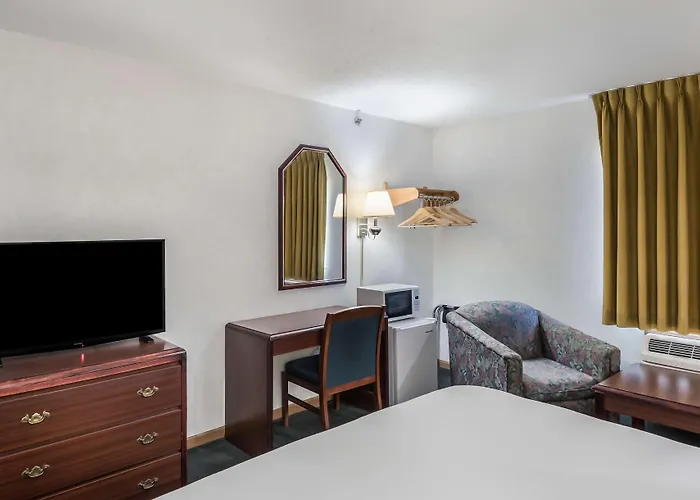 Americas Best Value Inn-Wenona