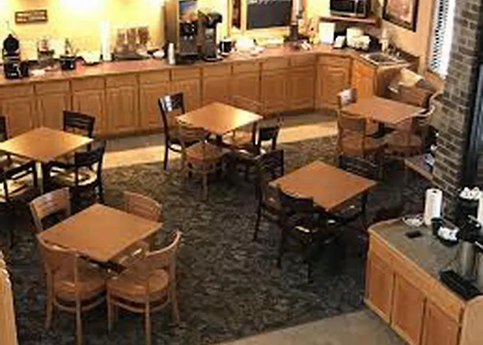 Fairbridge Inn & Suites Thorp