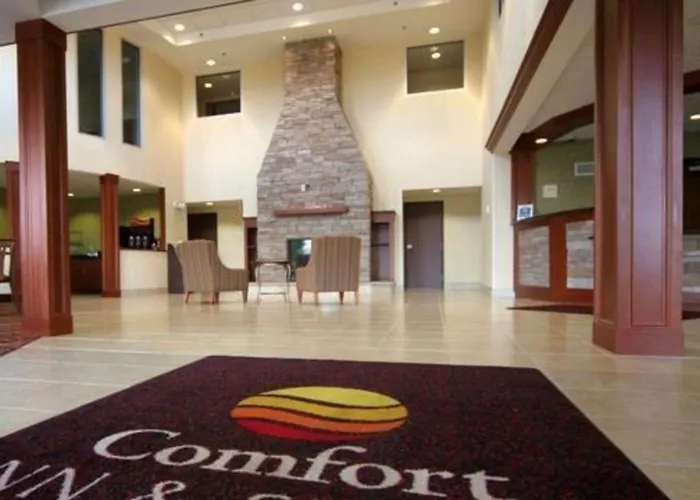 Comfort Inn & Suites Saratoga Springs