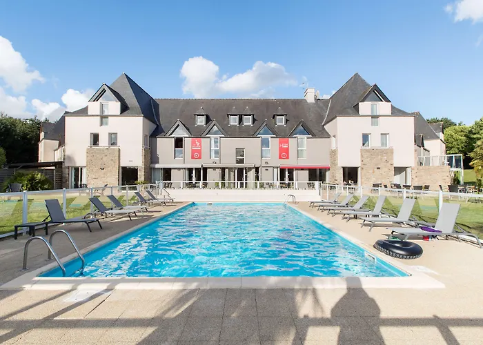 Les Ormes Domaine Et Resort