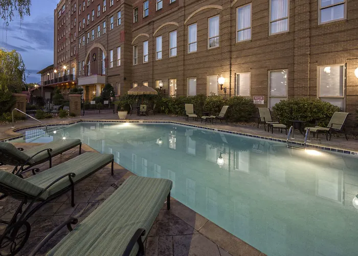 Carnegie Hotel & Spa