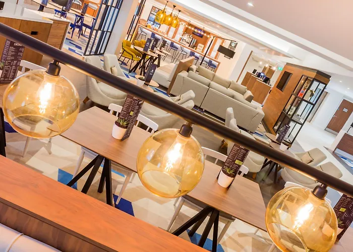 Courtyard By Marriott Glasgow Airport