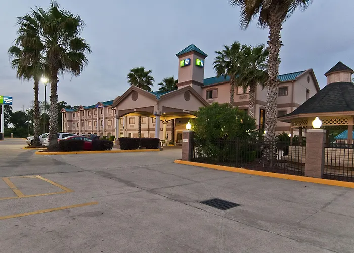Holiday Inn Express Hotel And Suites Lake Charles By Ihg