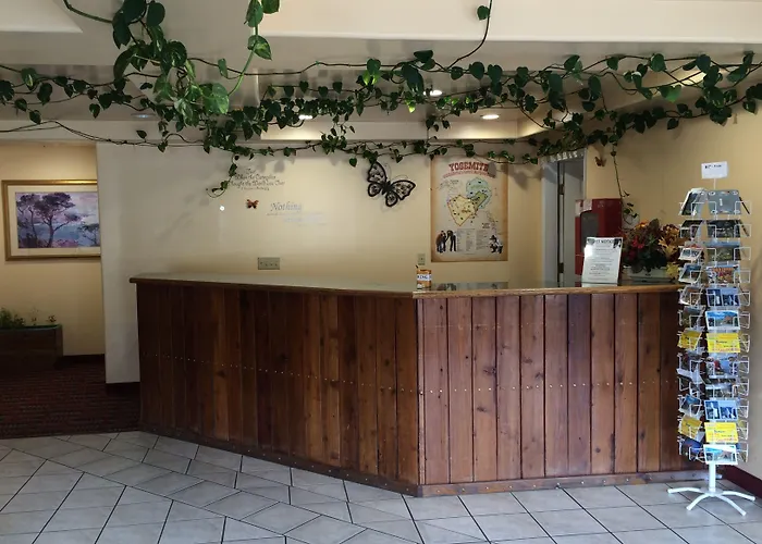 The Monarch Inn