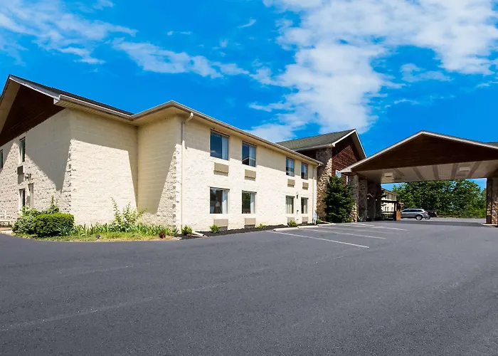 Surestay Plus Hotel By Best Western Berkeley Springs