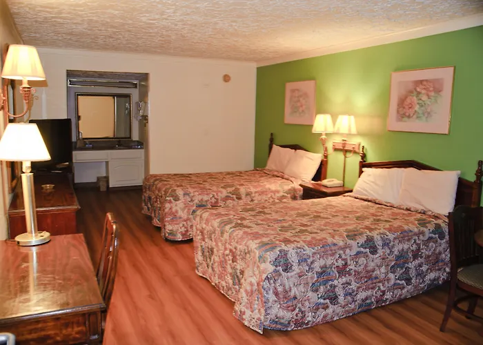 Victorian Inn & Suites