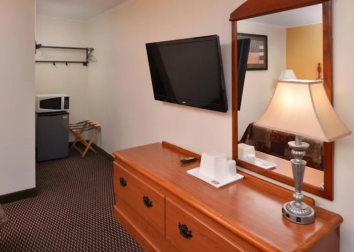 Red Carpet Inn Ronks
