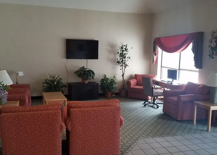 Syracuse Inn And Suites