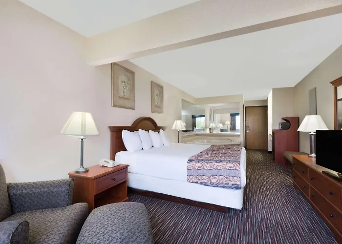 Baymont By Wyndham Columbus/Rickenbacker