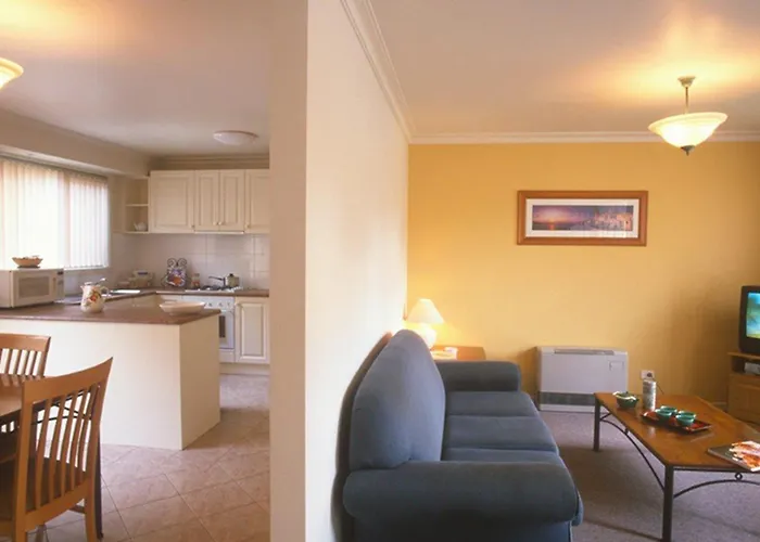 Best Western Plus The Tudor Box Hill