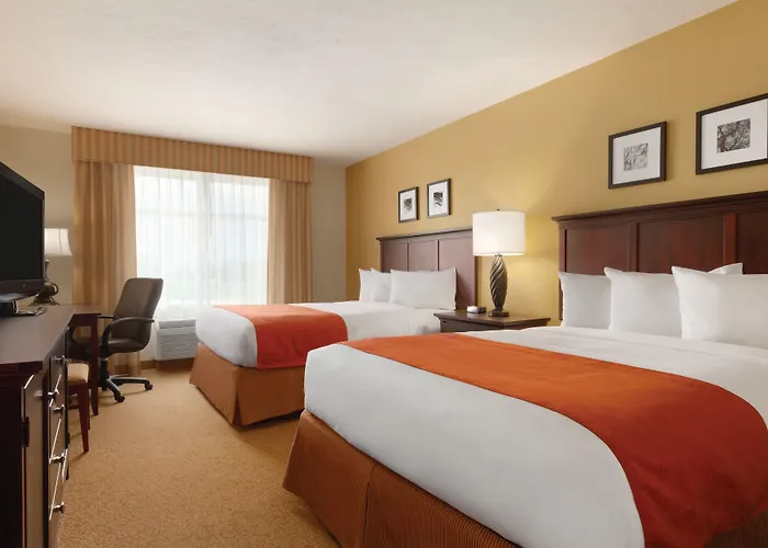 Holiday Inn Express & Suites Elyria By Ihg