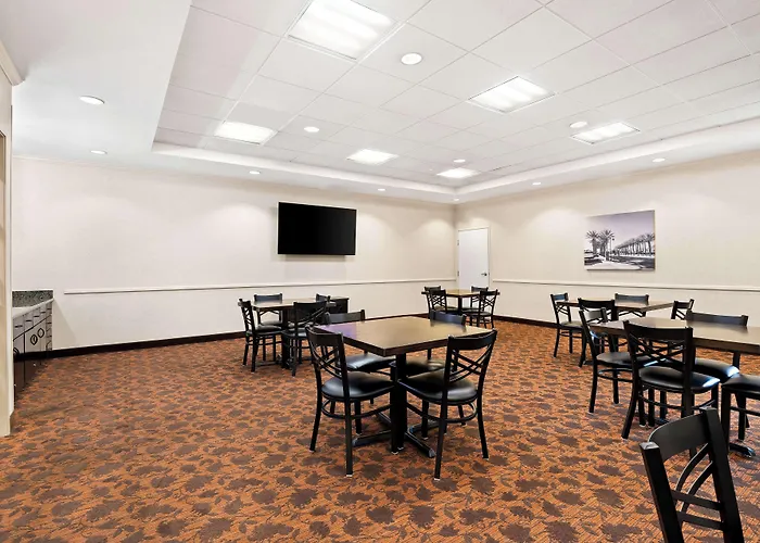 Best Western Ontario Mills Mall