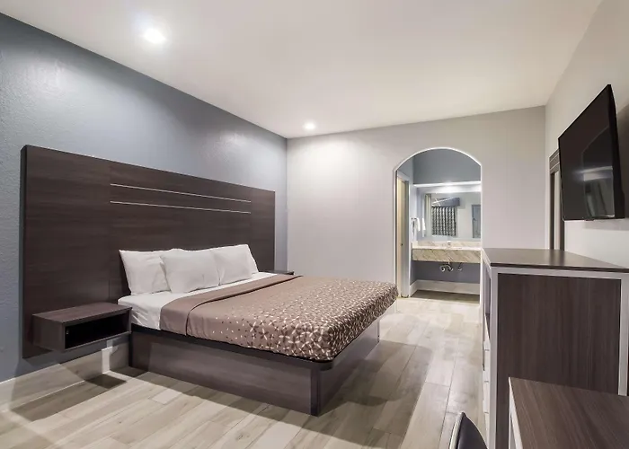 Americas Best Value Platinum Inn & Suites