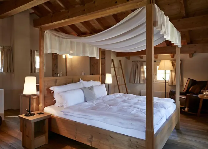 Maiensaesshotel Guarda Val