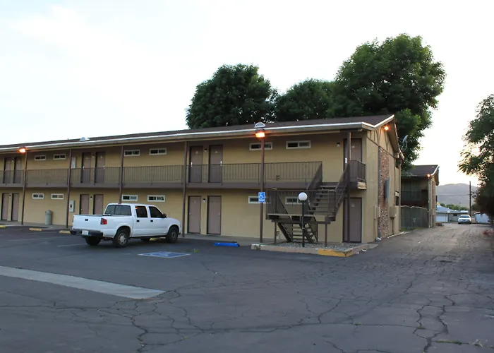 Menifee Inn