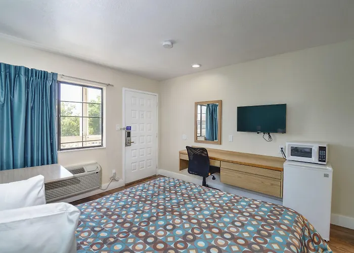 Vagabond Inn Buttonwillow North I-5