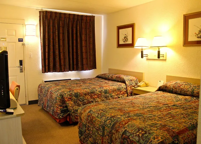 Qc Stay Inn