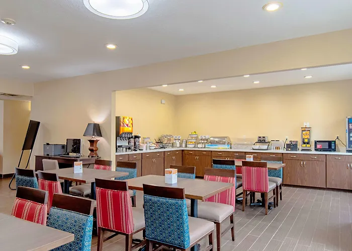 Comfort Inn & Suites Fredericksburg