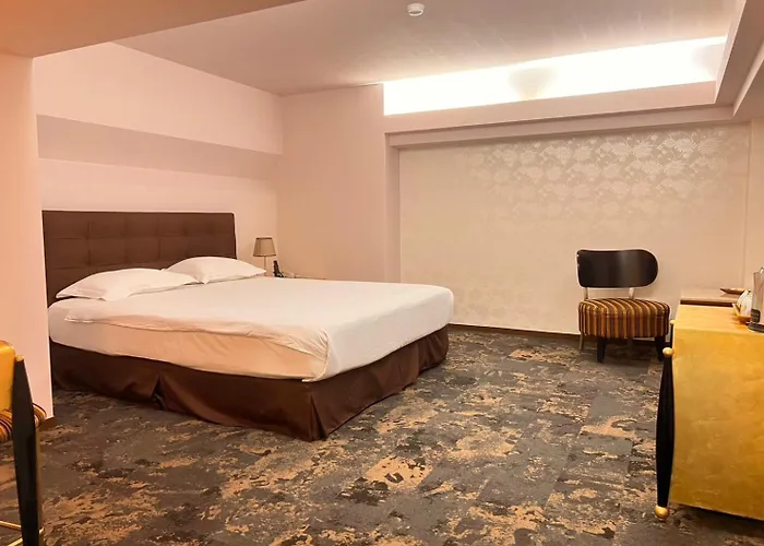 Chiayi King Hotel