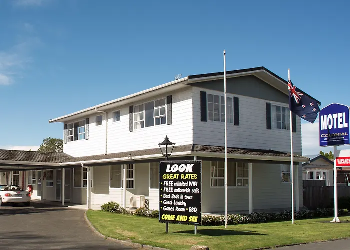 Colonial On Gladstone Motel