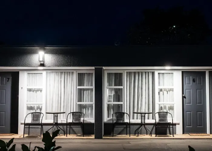 Frimley Lodge Motel