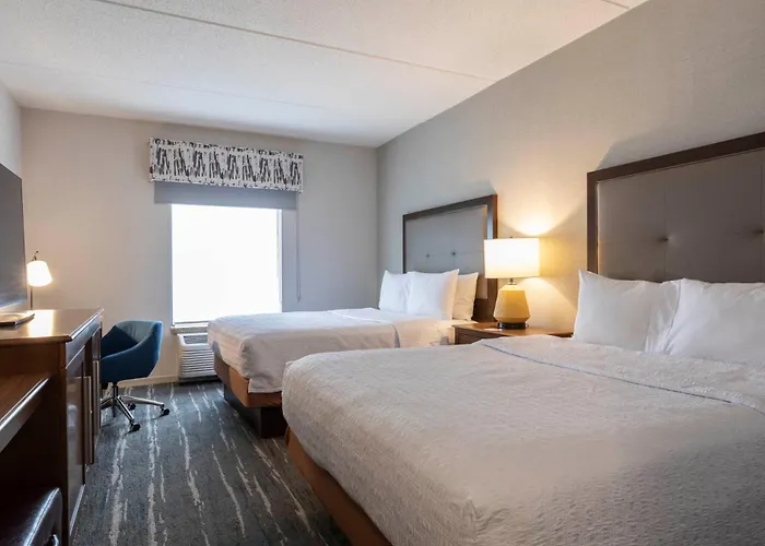 Hampton Inn & Suites - Pittsburgh/Harmarville, Pa