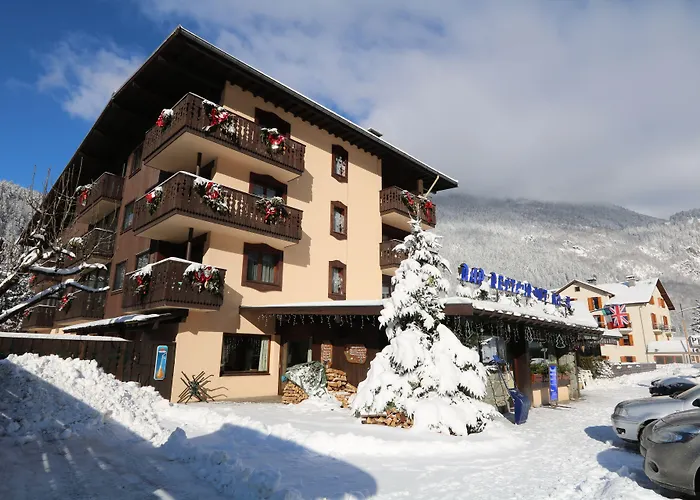 Chris-Tal Hotel