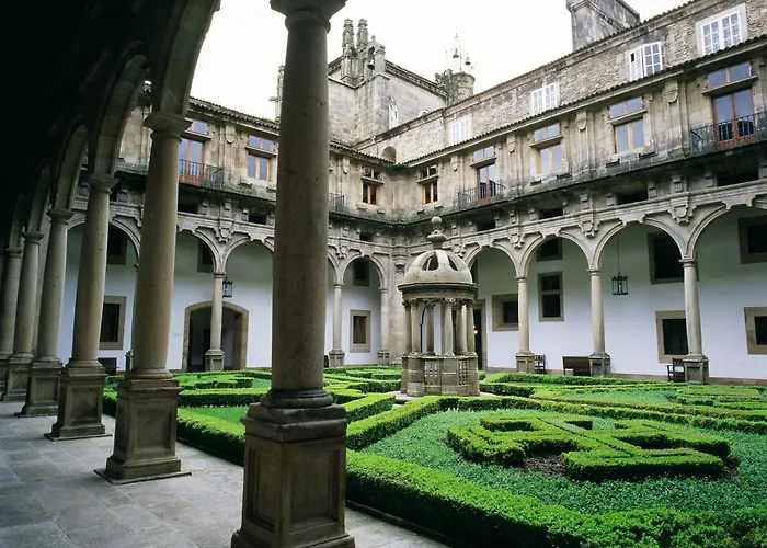 Parador De Santiago - Hostal Reis Catolicos