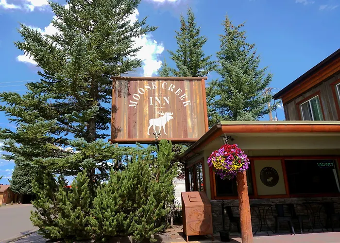 Moose Creek Inn