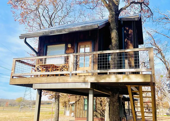 Mockingbird Treehouse 15 Min To Magnoliabaylor