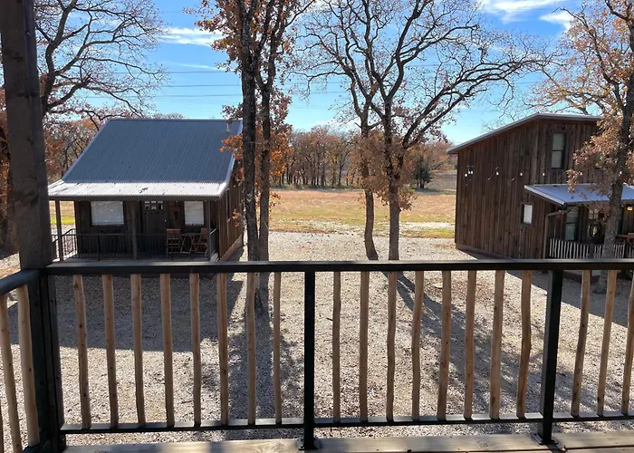 Meadowlark Treehouse 15 Min To Magnoliabaylor