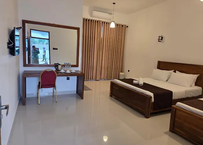 Araliya Hotel