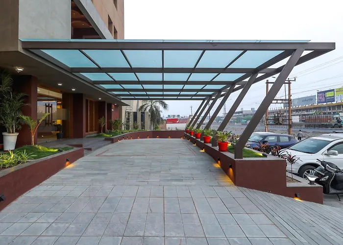 Aditya Mansingh Inn Morbi