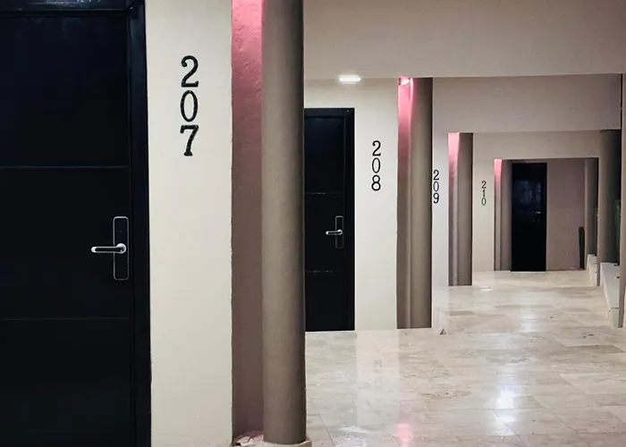 Chiijaj Hotel & Club De Laguna