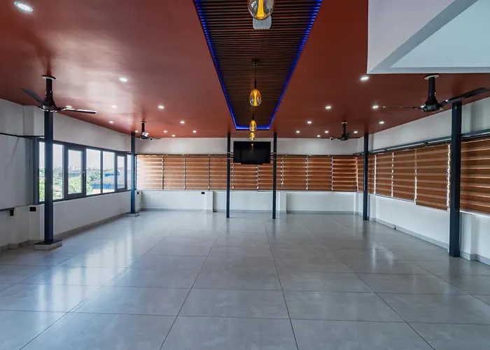 Daan Cosmoss Inn, Medical College, Kumarapuram, Trivandrum