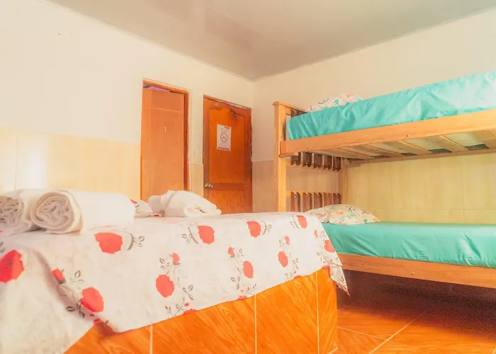 Hostal Paraiso Beach