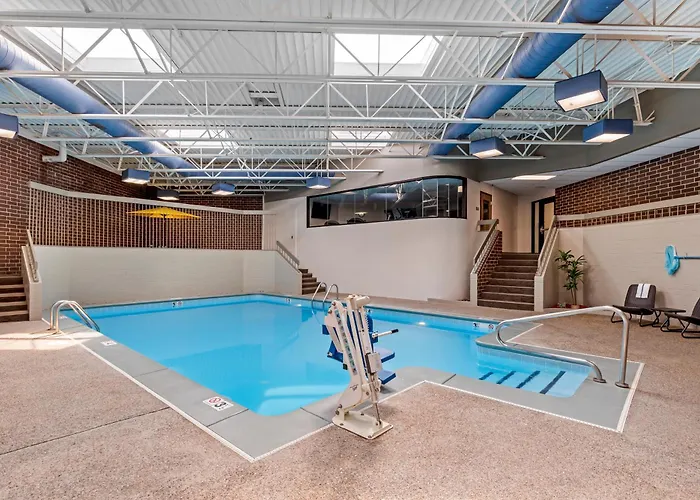 Executive Residency By Best Western Waterloo & Cedar Falls