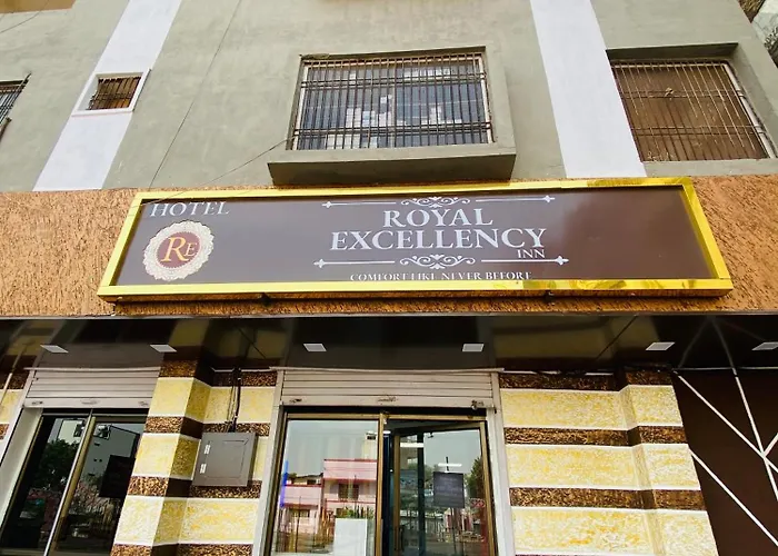 Hotel Royal Excellency Inn