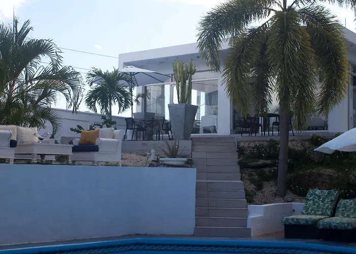 Onyx Luxury Hotel Boutique