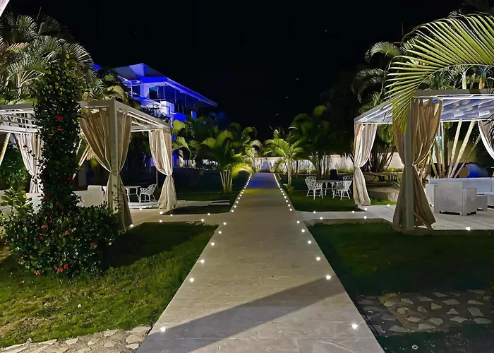 Hotel Daymond Blue Tropical Lodge